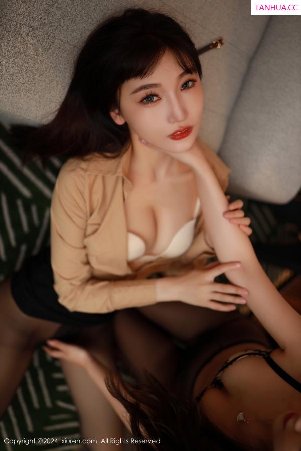 陆萱萱  [XiuRen]高清写真图 2024.08.29 No.9088 陆萱萱 黑丝美腿第14张图片